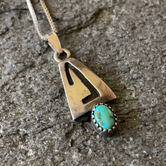 Jewelry - Vintage Native American Turquoise Pendant